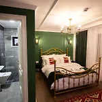 Boutique Kooperativa * Πόγραδετς